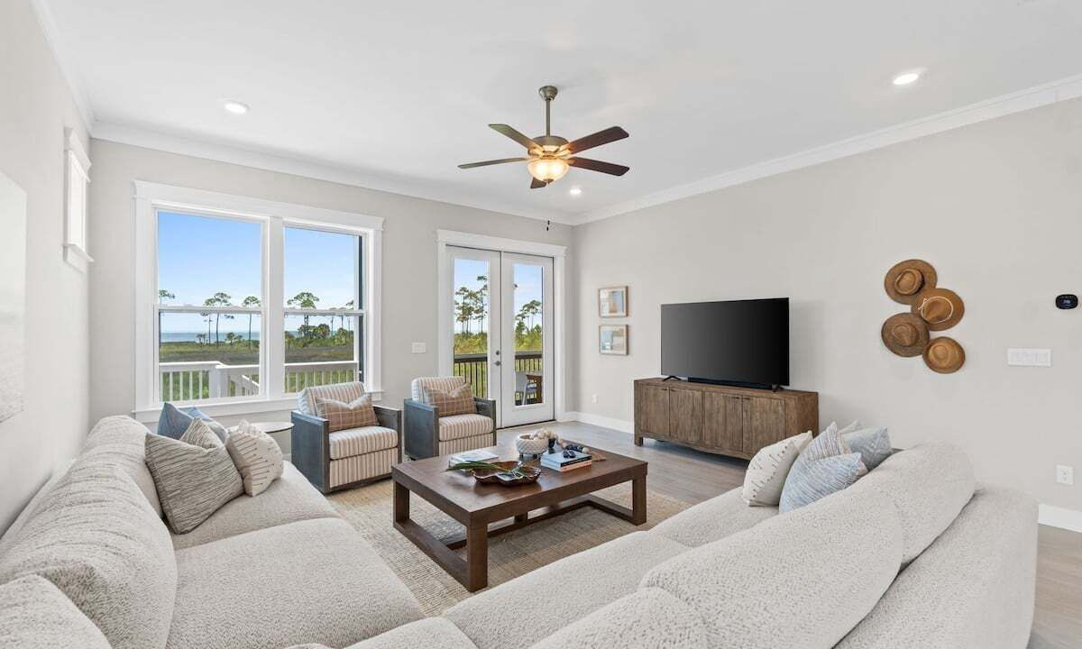 Photo of Livingroom in Port St. Joe