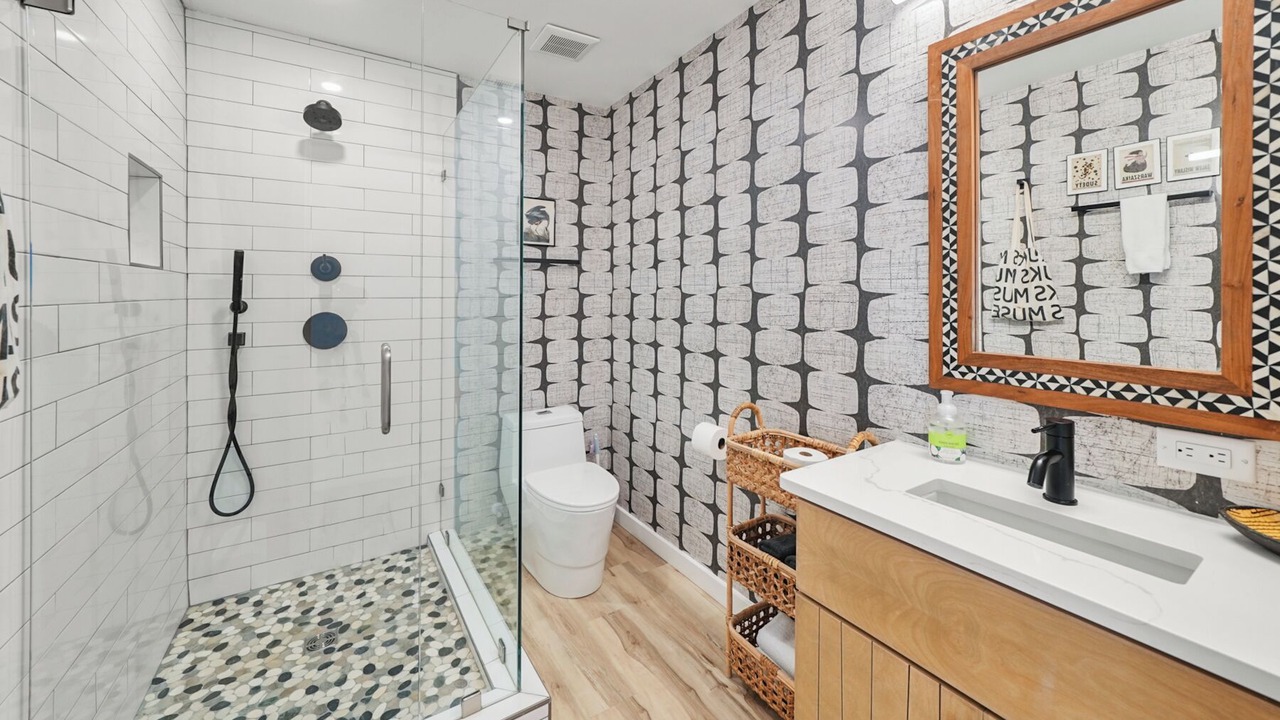 Photo of Bathroom in Laguna Beach Estates