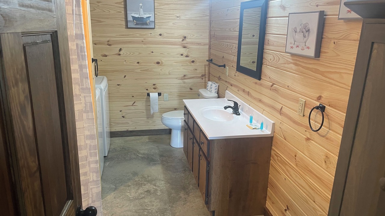 Photo of Bathroom in Batesville
