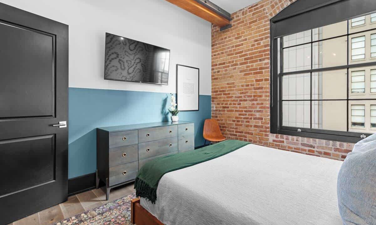 Photo of Bedroom in Central Business District