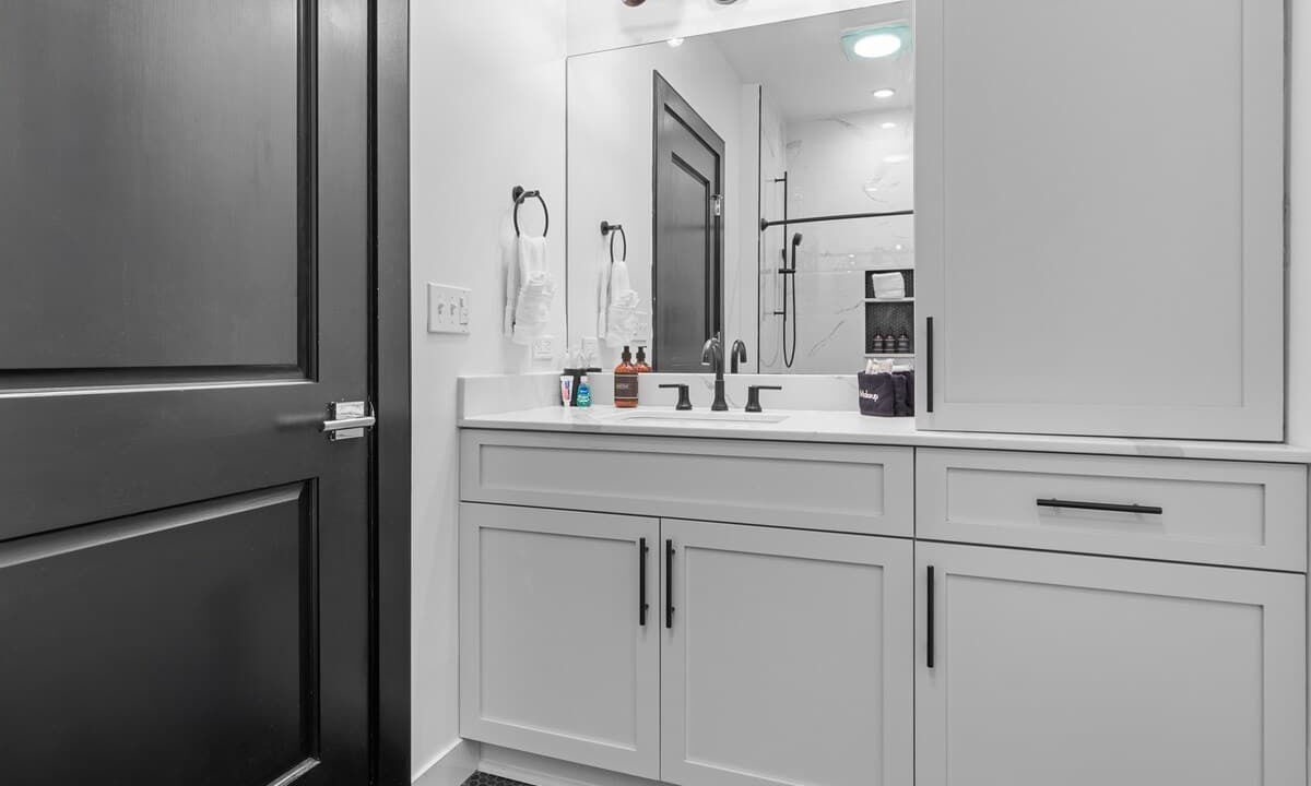 Photo of Bathroom in Central Business District