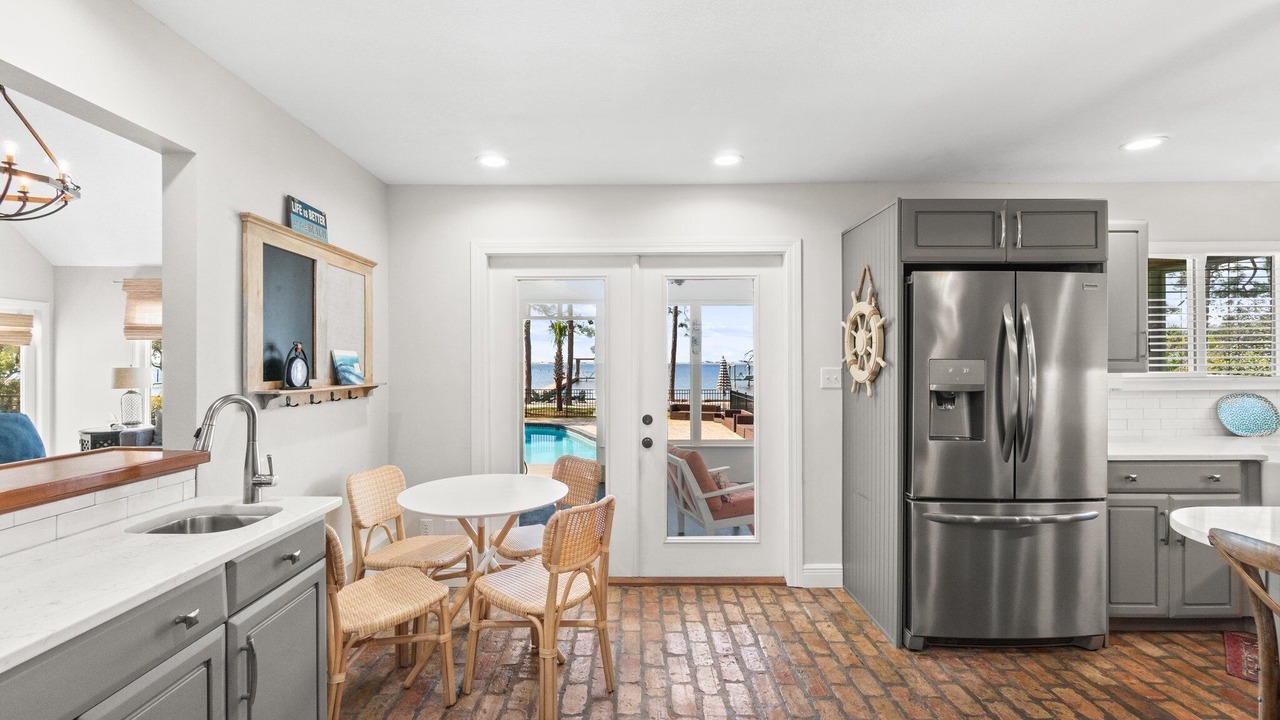 Photo of Kitchen in Mary Esther