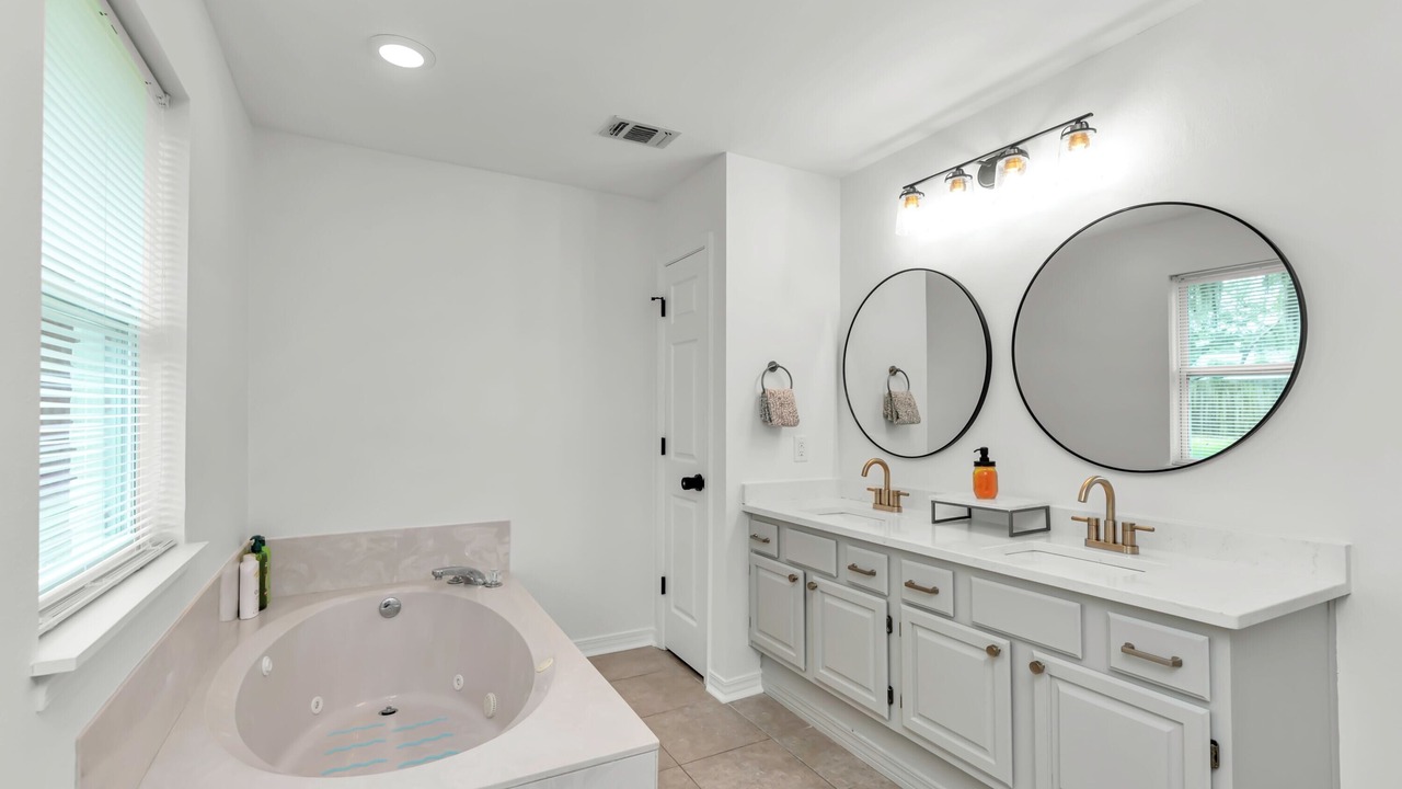 Photo of Bathroom in Fort Walton Beach