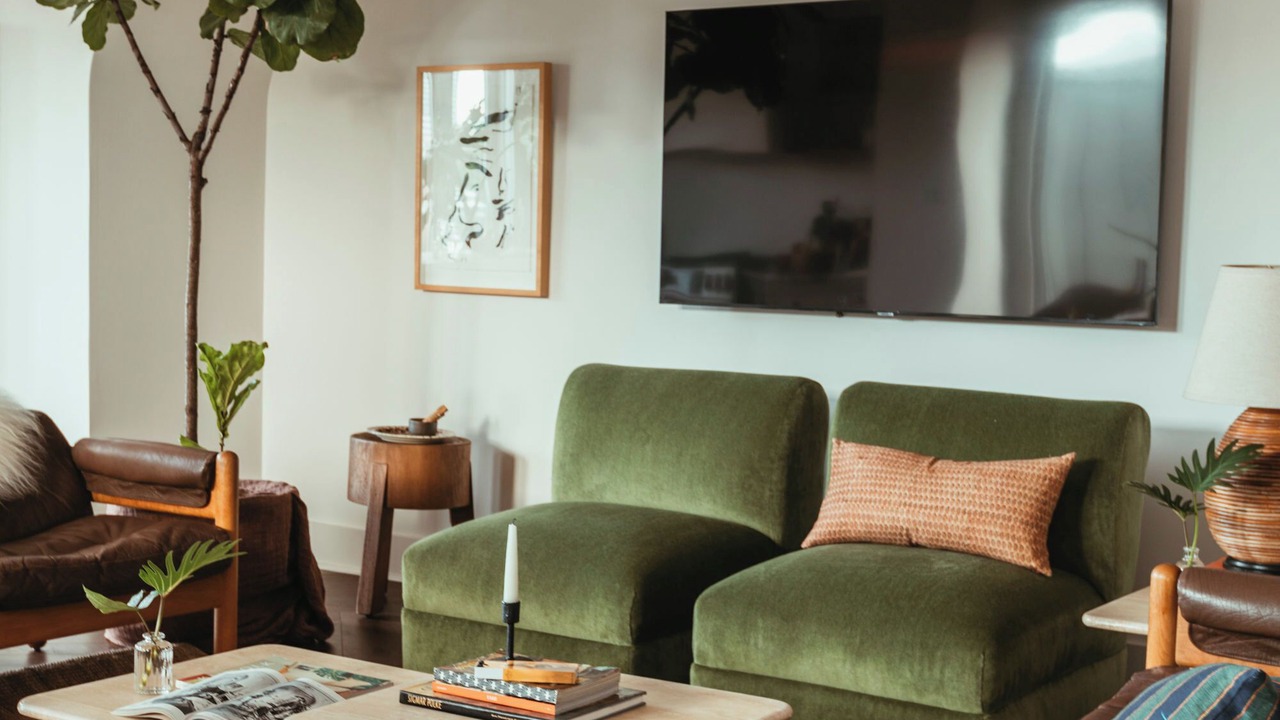Photo of Livingroom in Lower Garden District