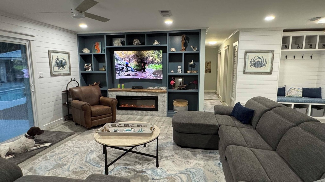 Photo of Livingroom in Mary Esther