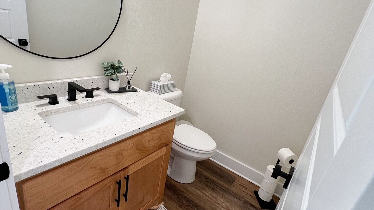 Photo of Bathroom in Calhoun