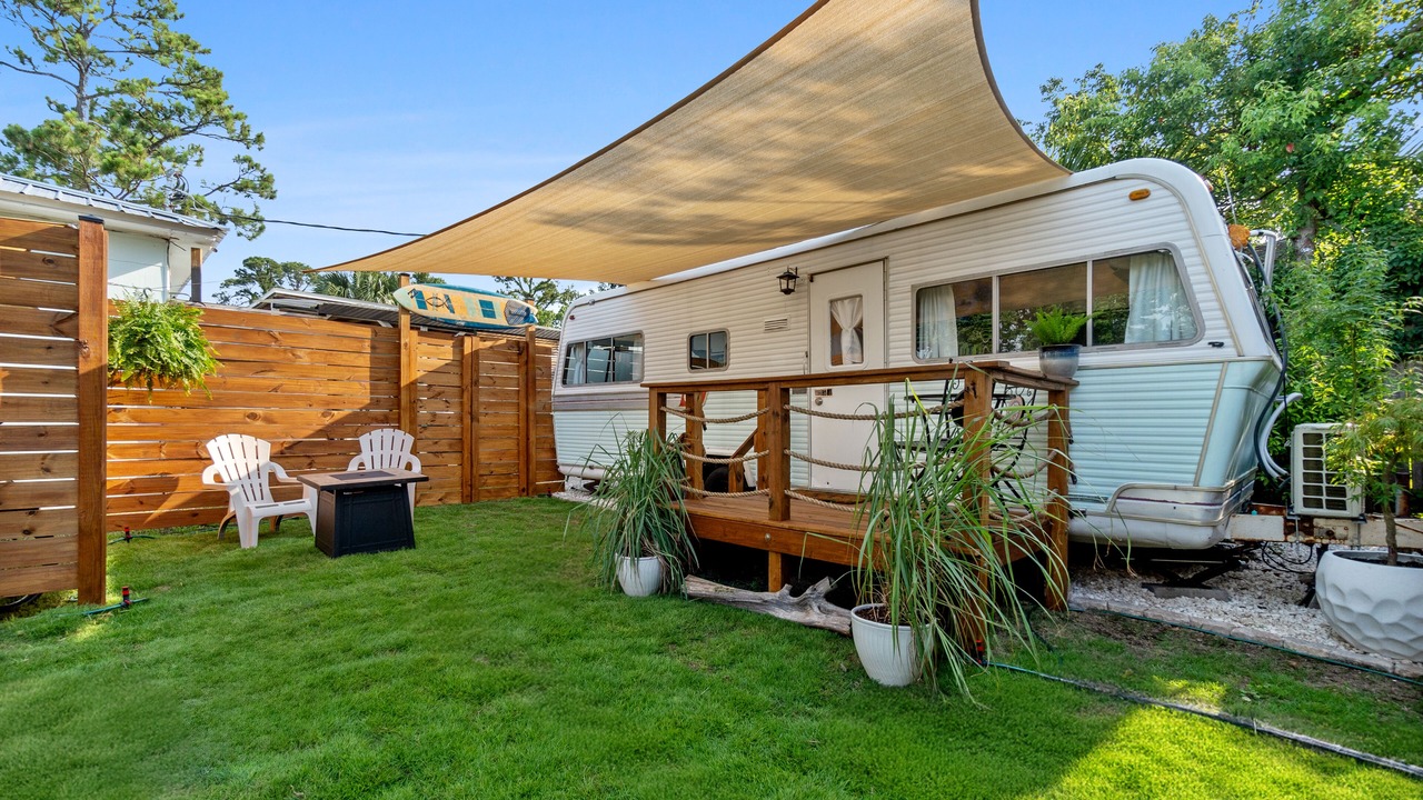 Photo of Patio Balcony in Navy Point