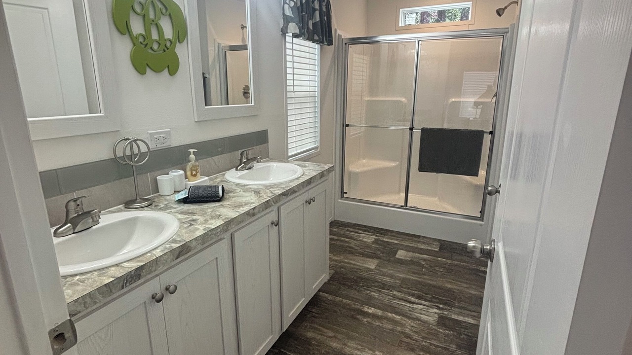 Photo of Bathroom in Apalachicola