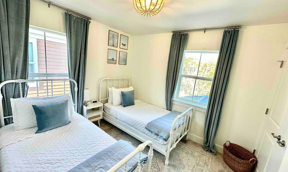 Photo of Bedroom in Ocean Springs