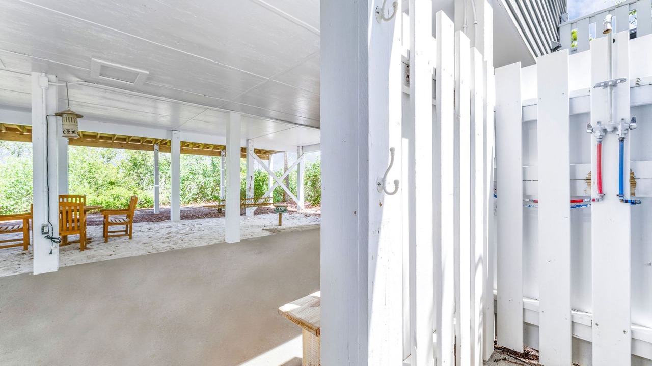 Photo of Patio Balcony in Sea Palm Village