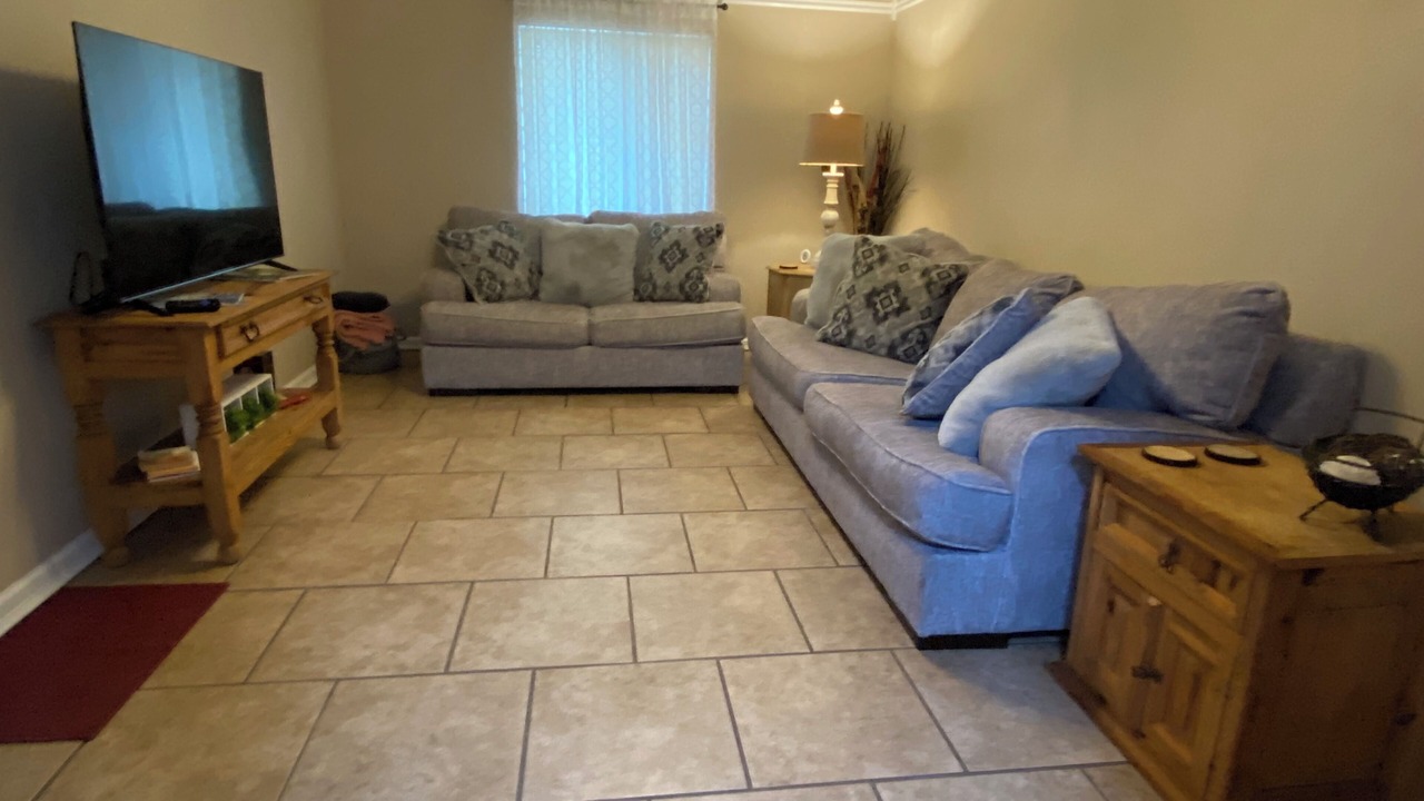 Photo of Livingroom in Pascagoula