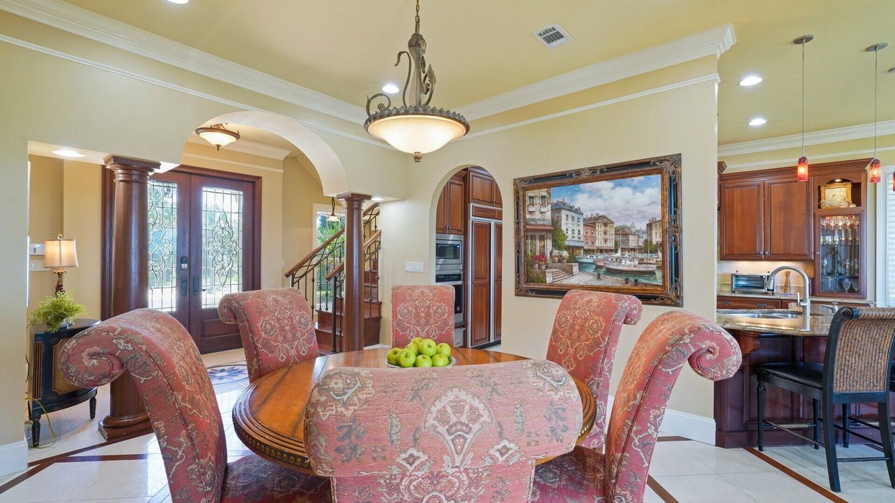 Photo of Others in Avalon Beach Estates