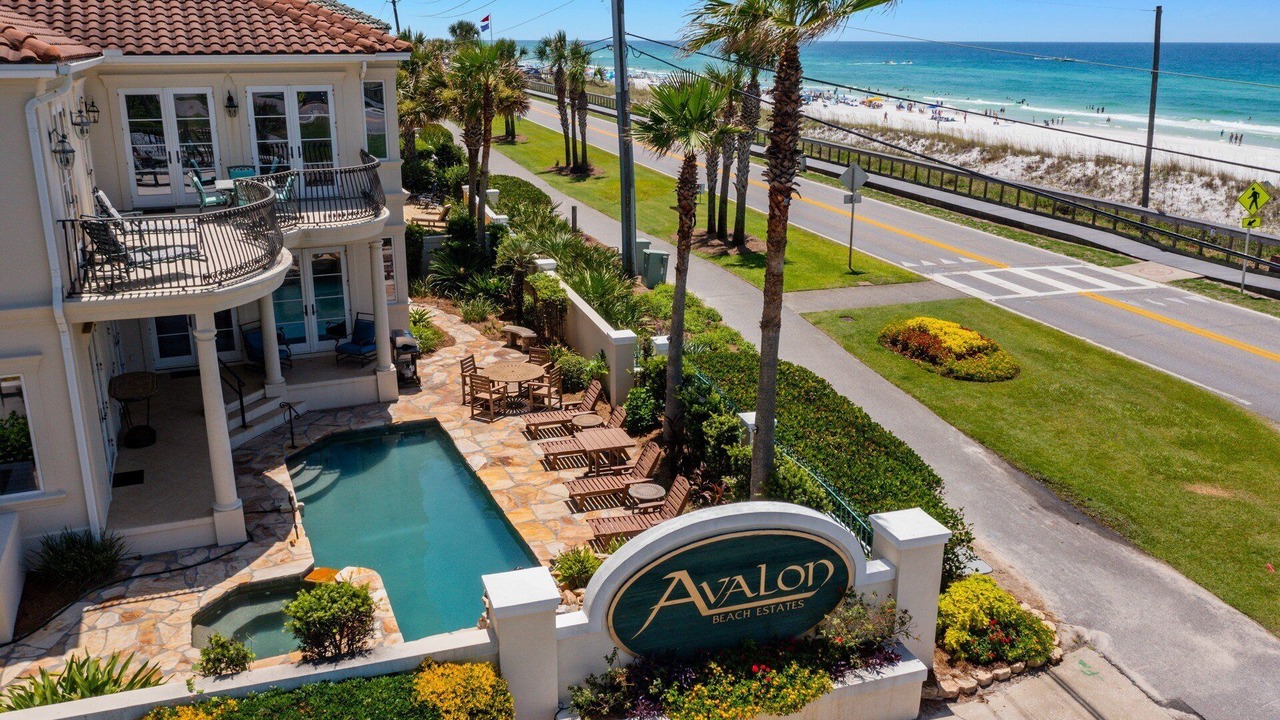 Photo of Outdoor in Avalon Beach Estates