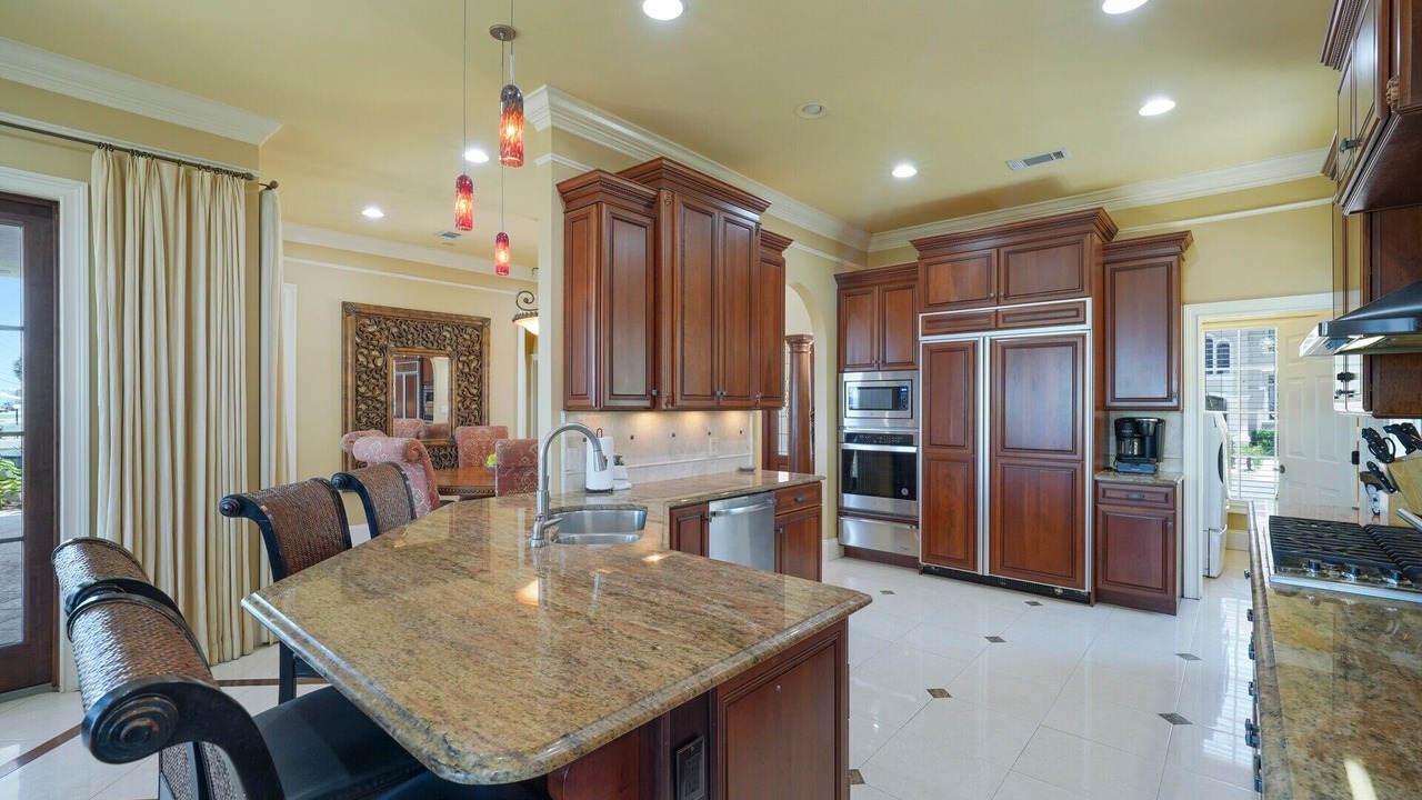Photo of Kitchen in Avalon Beach Estates