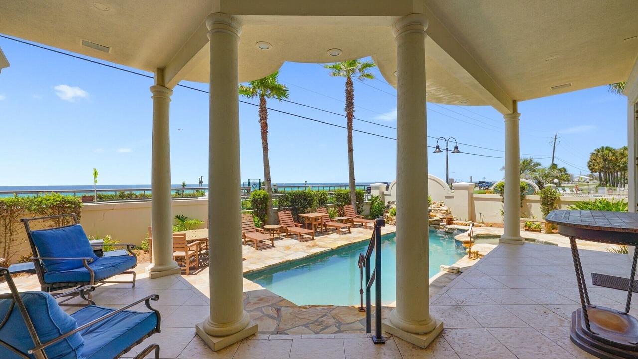 Photo of Outdoor in Avalon Beach Estates
