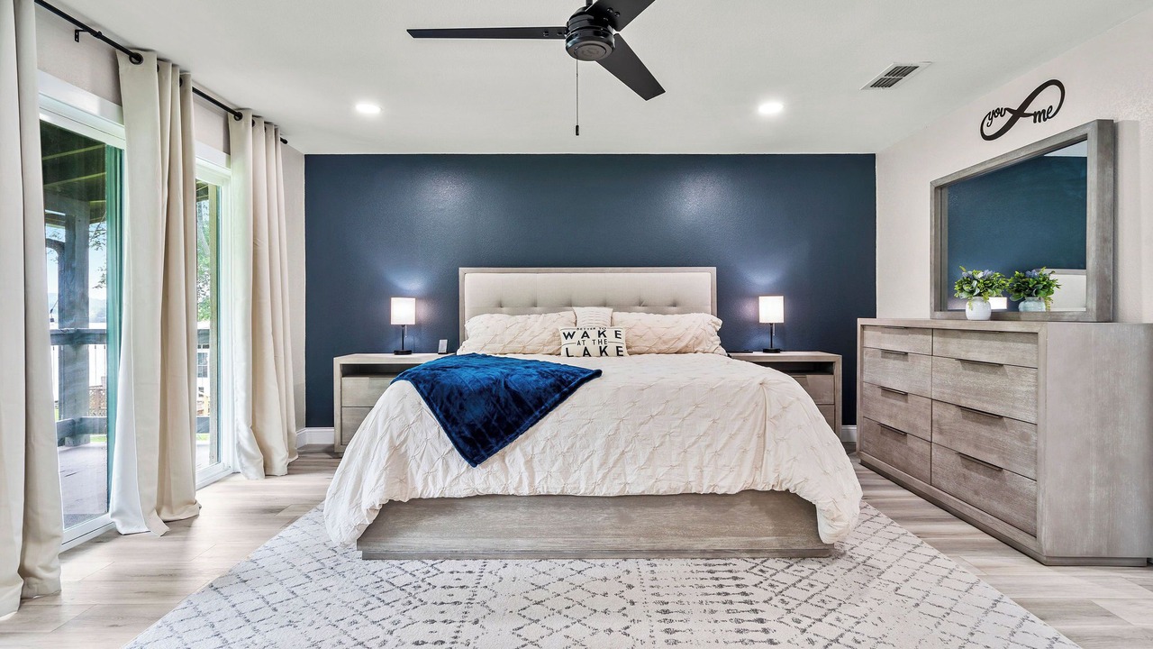 Photo of Bedroom in Lone Star