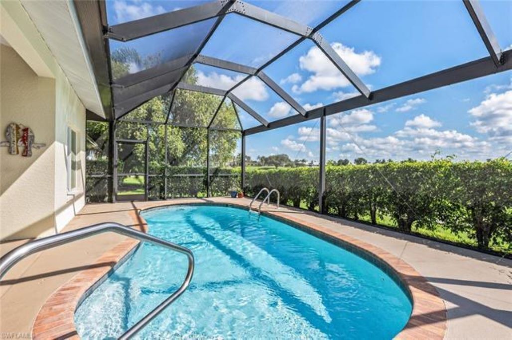 Photo of Outdoor in Falcons Glen
