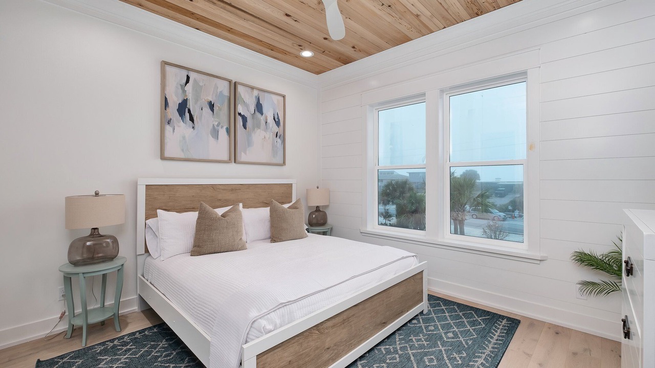 Photo of Bedroom in Dune Allen Beach