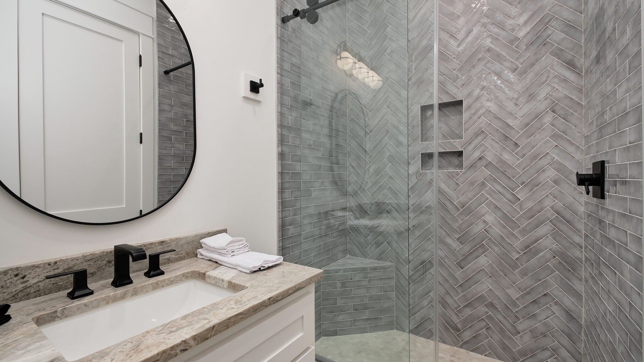 Photo of Bathroom in Dune Allen Beach