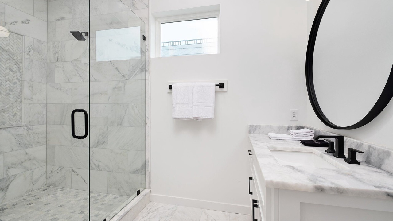 Photo of Bathroom in Dune Allen Beach