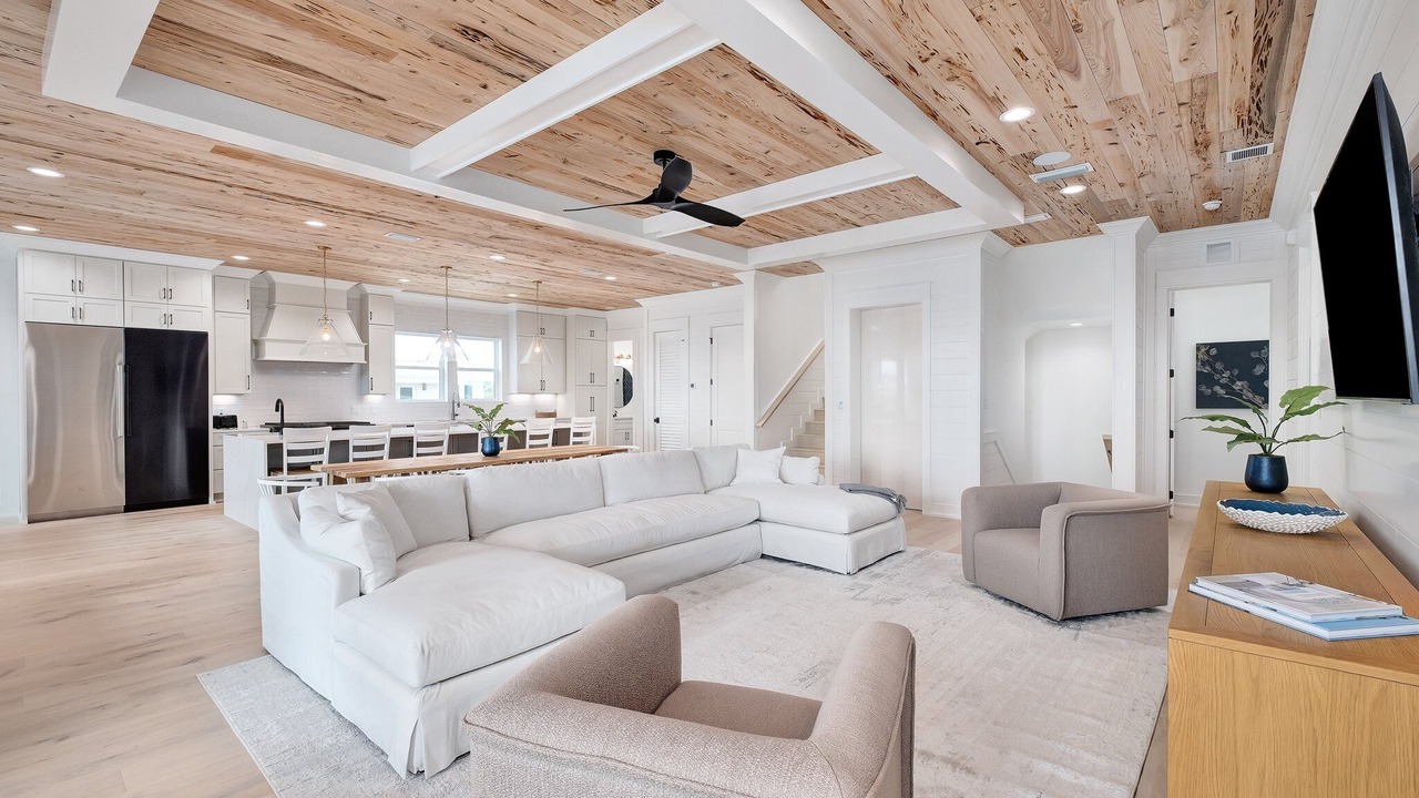 Photo of Livingroom in Dune Allen Beach