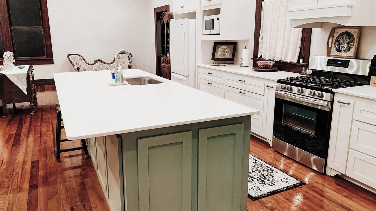 Photo of Kitchen in Iota