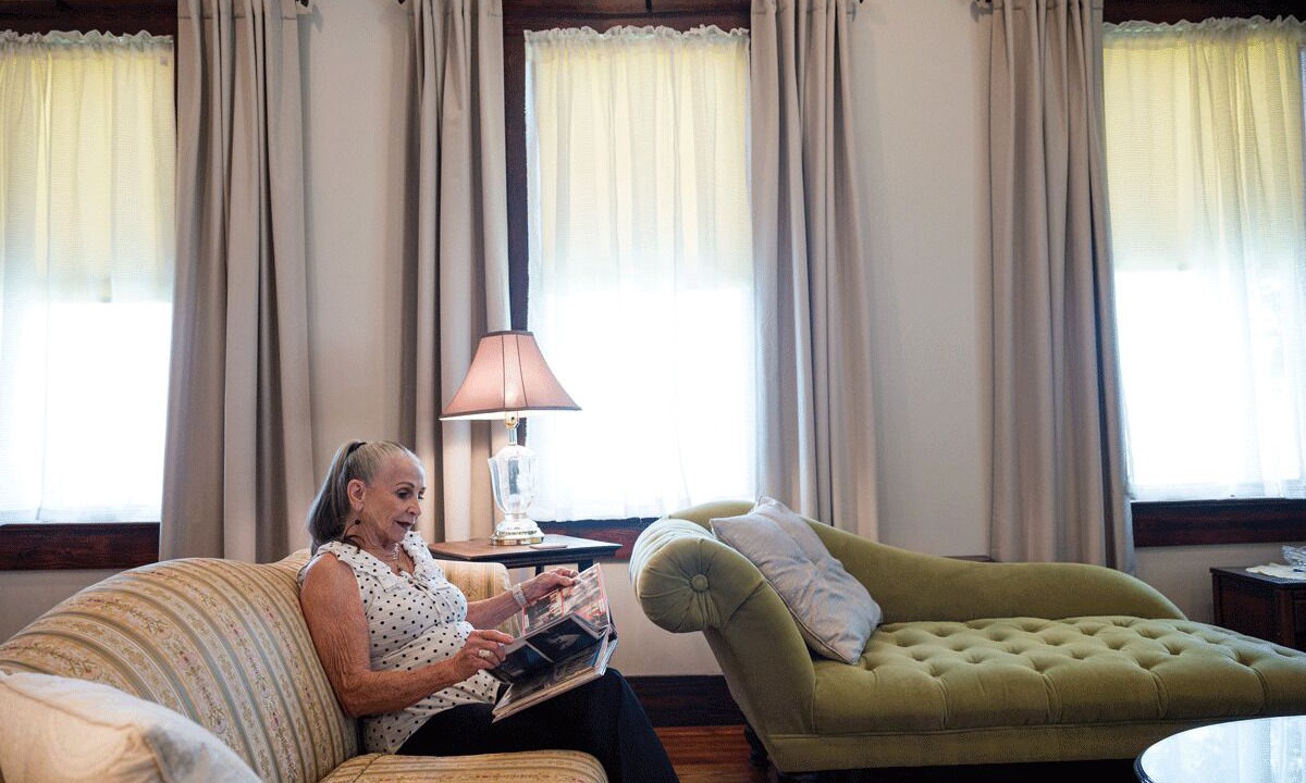 Photo of Livingroom in Iota