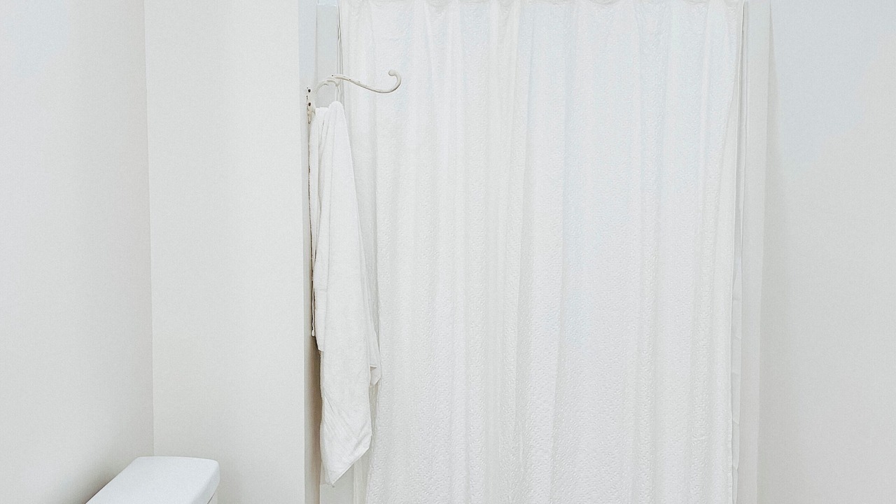 Photo of Bathroom in Iota