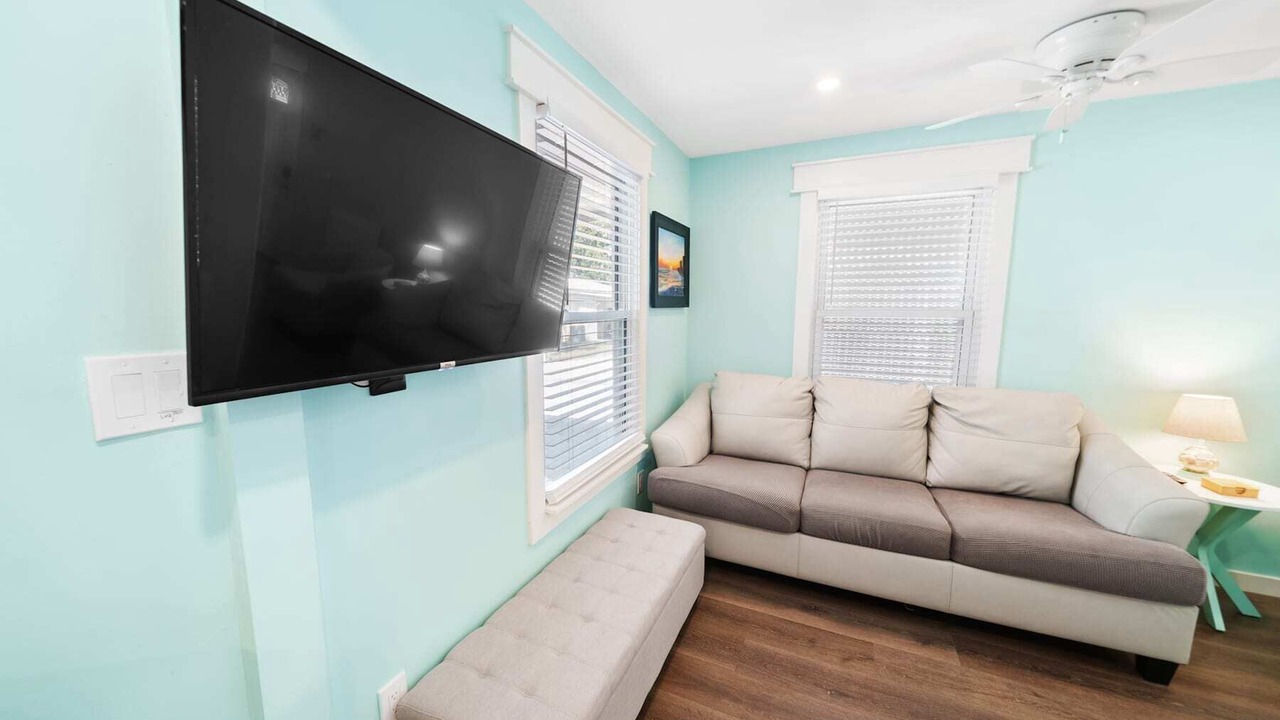 Photo of Livingroom in Bid-a-wee Beach