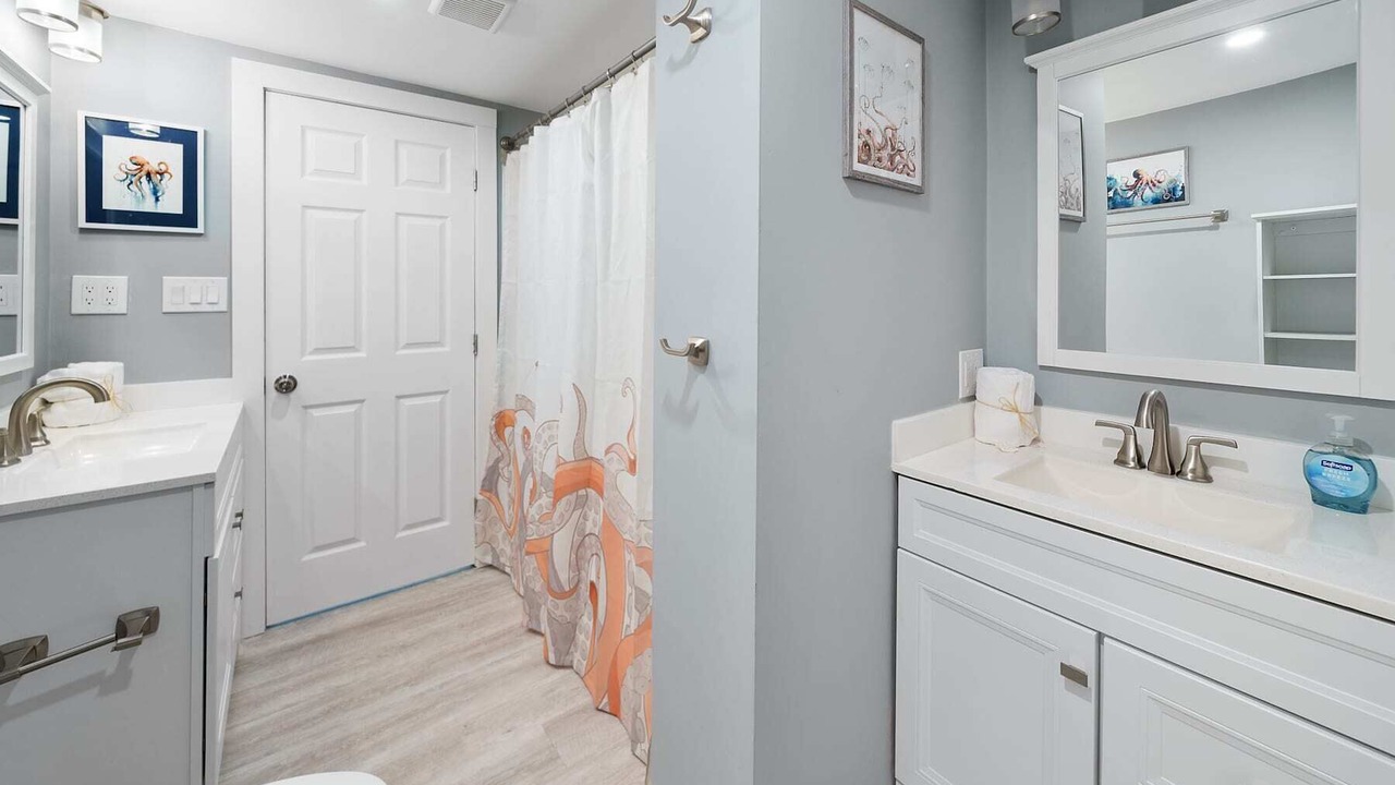 Photo of Bathroom in Bid-a-wee Beach