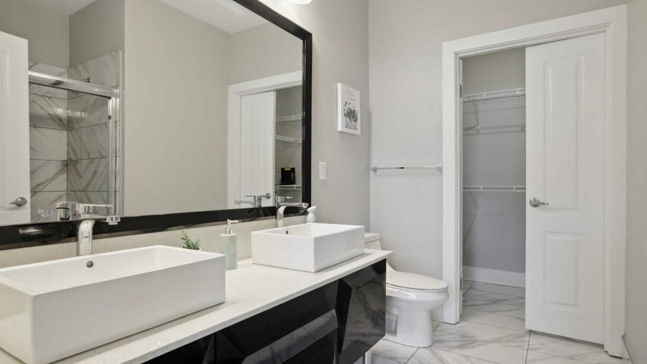 Photo of Bathroom in Highlands - Perkins
