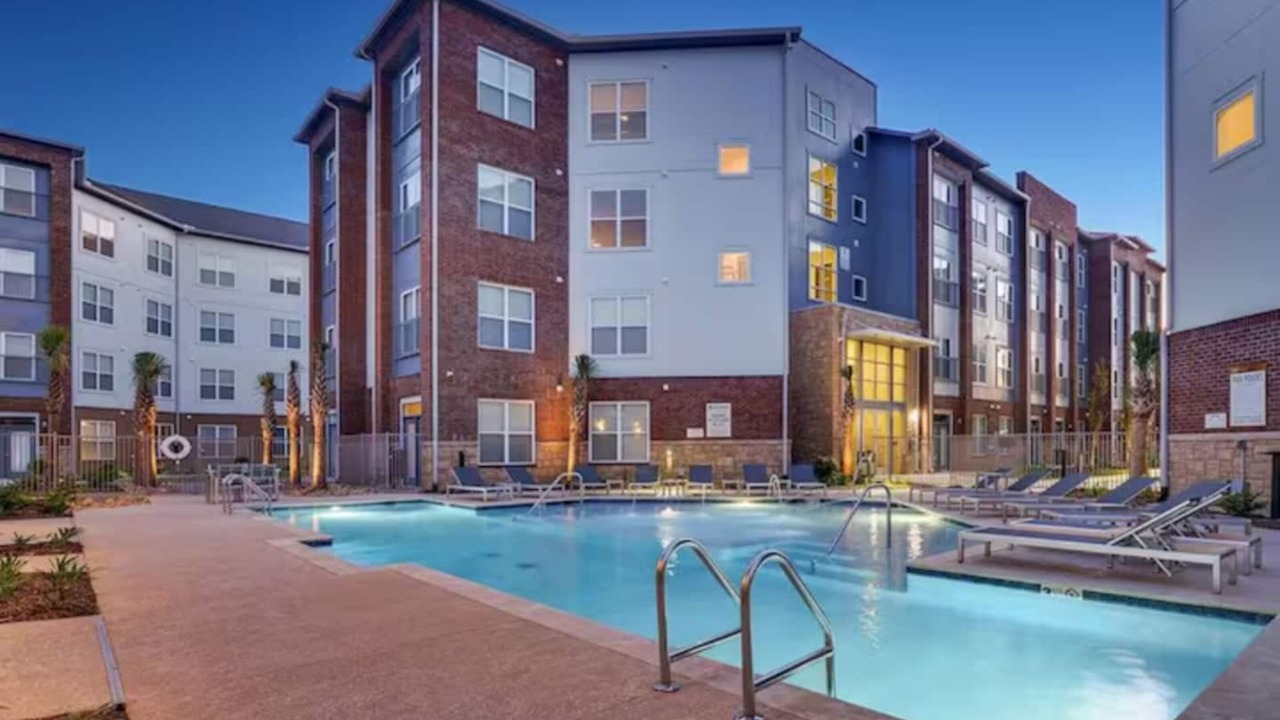 Photo of Outdoor in Highlands - Perkins