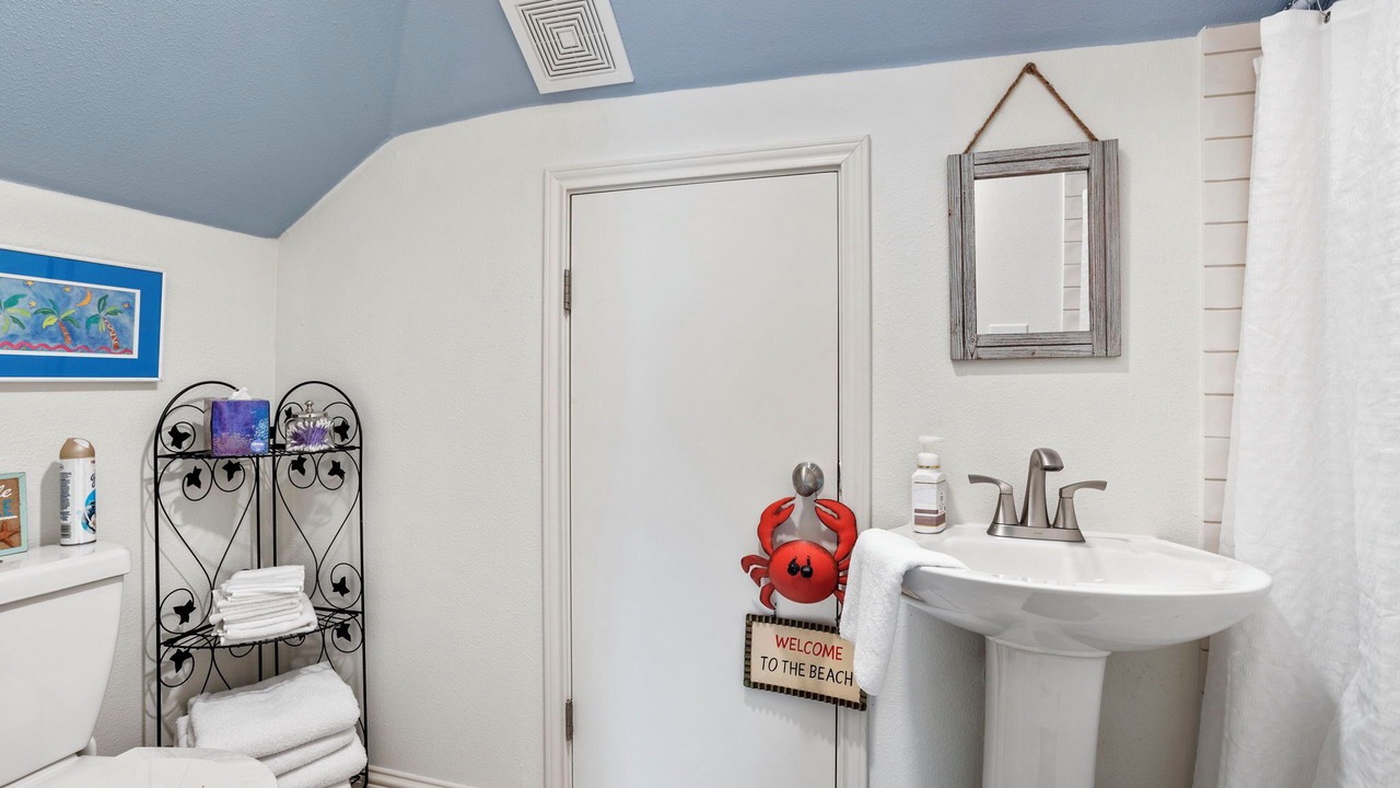 Photo of Bathroom in Lakeview  Jefferson County