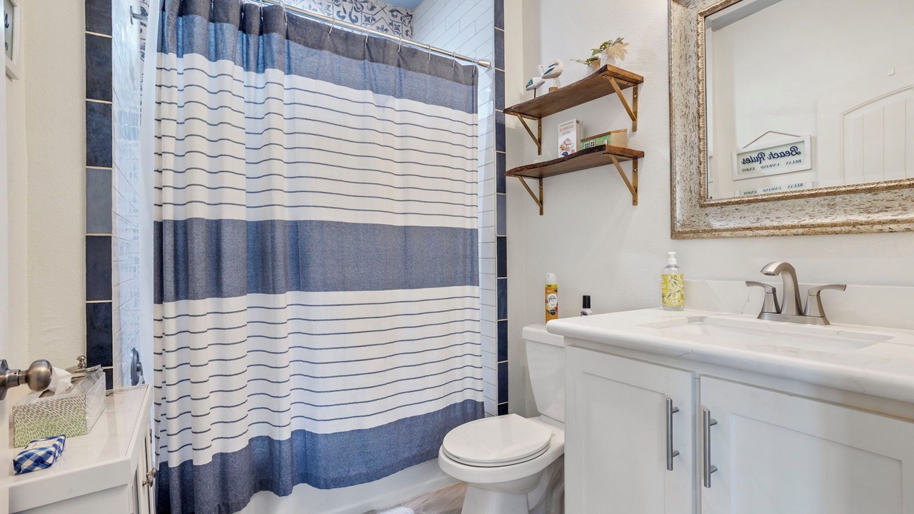 Photo of Bathroom in Lakeview  Jefferson County