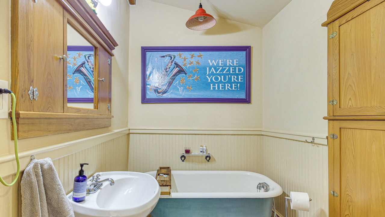 Photo of Bathroom in Mandeville