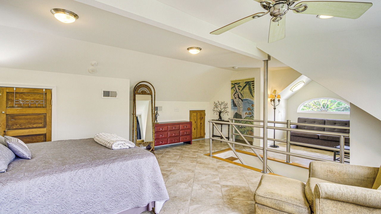 Photo of Bedroom in Mandeville