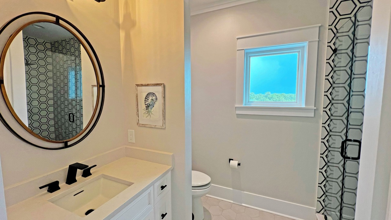 Photo of Bathroom in Plantation