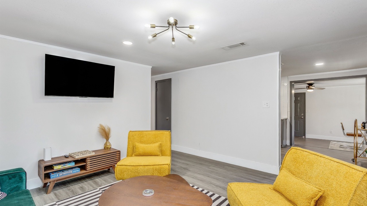 Photo of Bedroom in Gulf Breeze