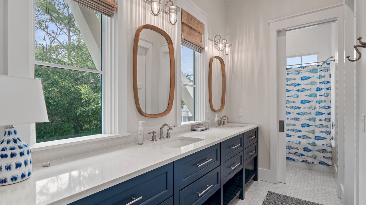 Photo of Bathroom in Cottage District