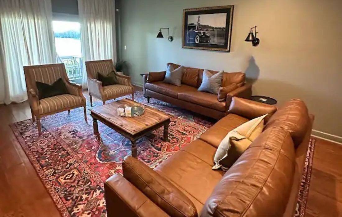 Photo of Livingroom in West Point