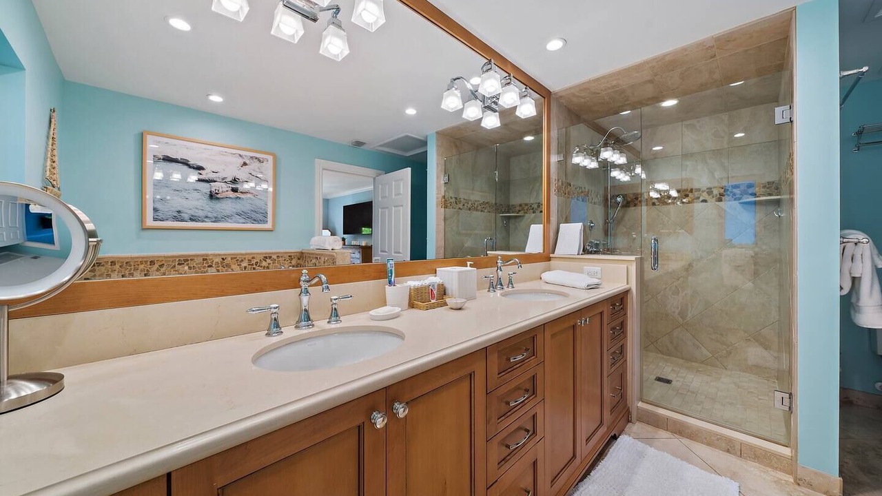 Photo of Bathroom in Juno Beach