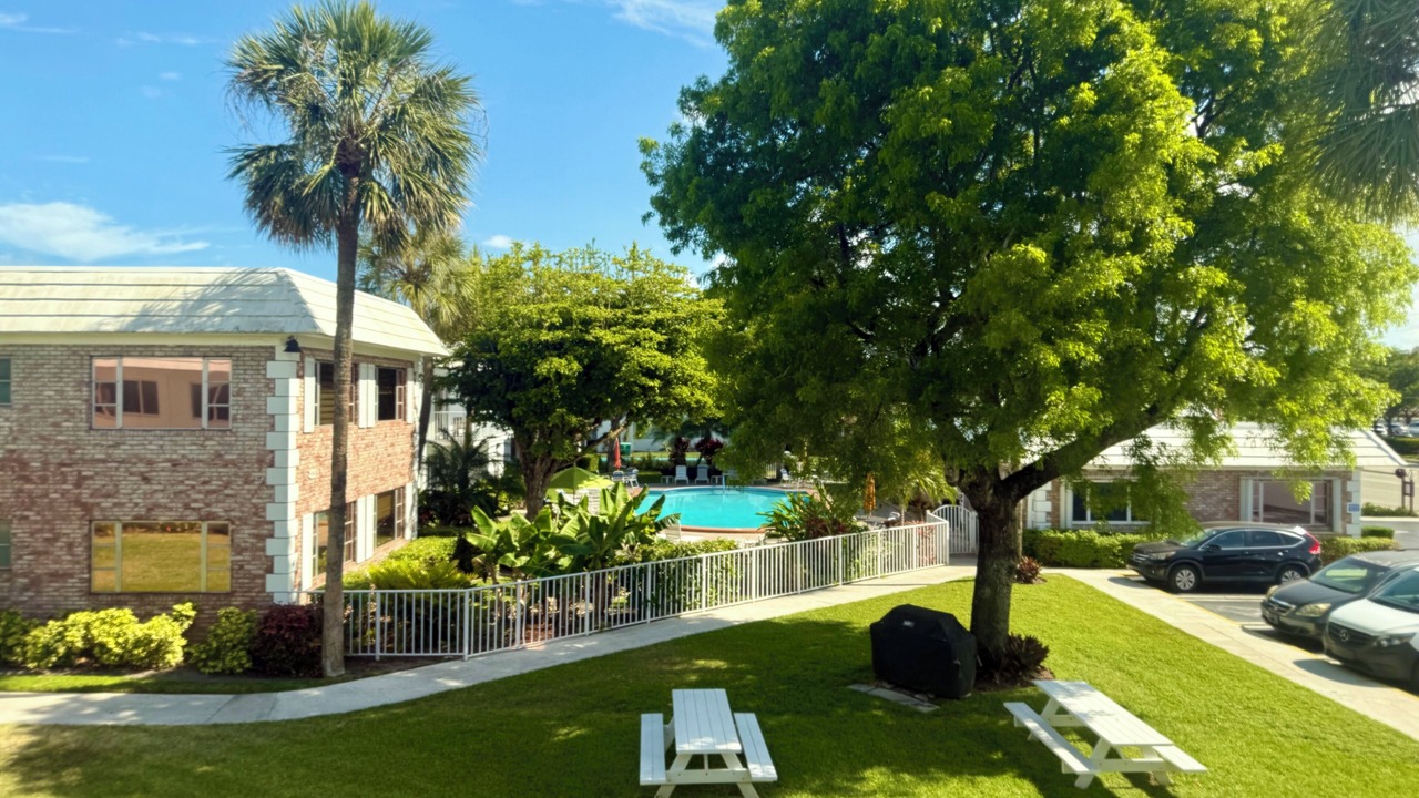 Photo of Outdoor in Garden Isles