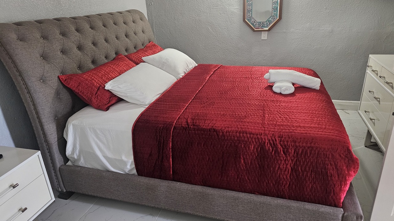 Photo of Bedroom in Pompano Beach