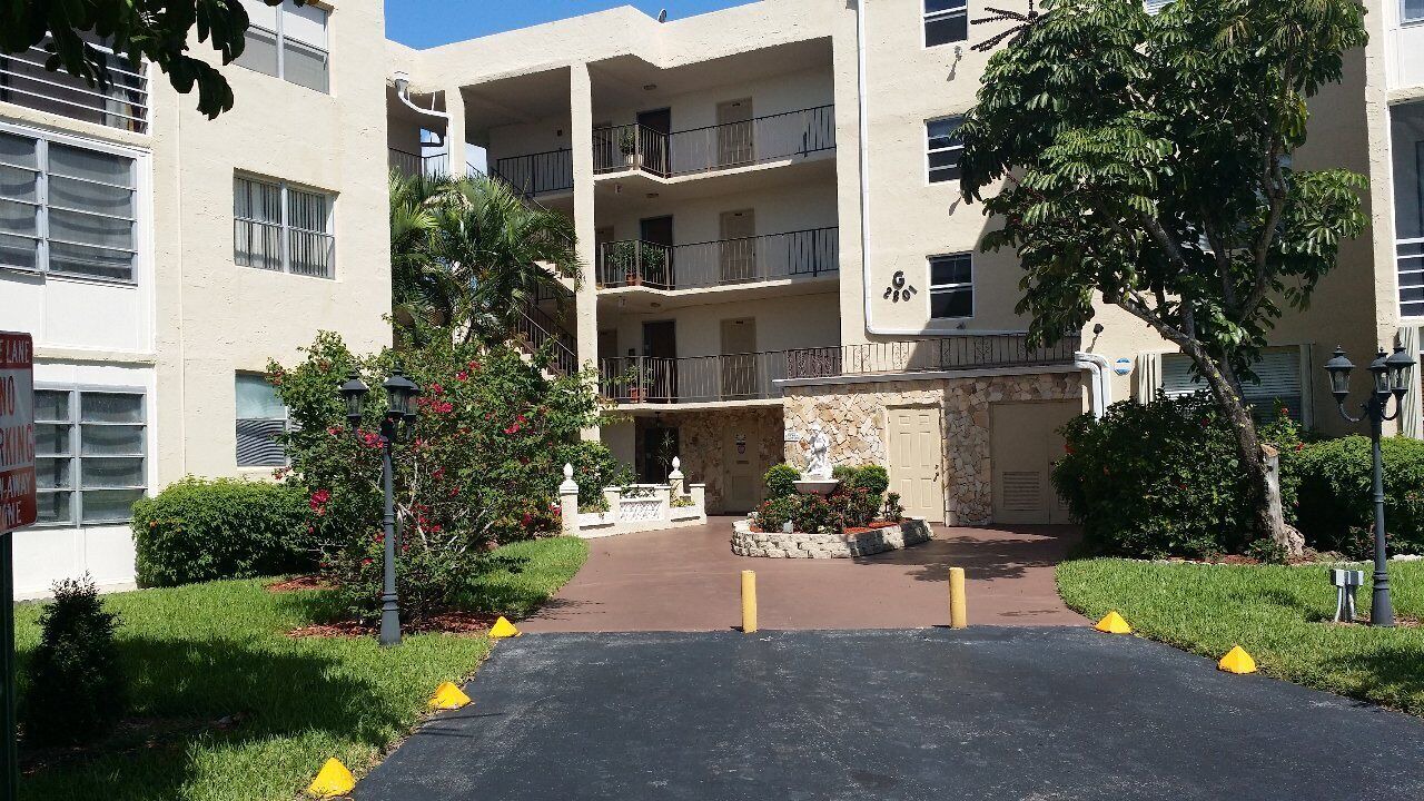 Photo of Outdoor in Lauderdale Lakes