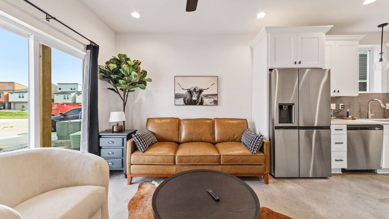 Photo of Livingroom in Lafayette