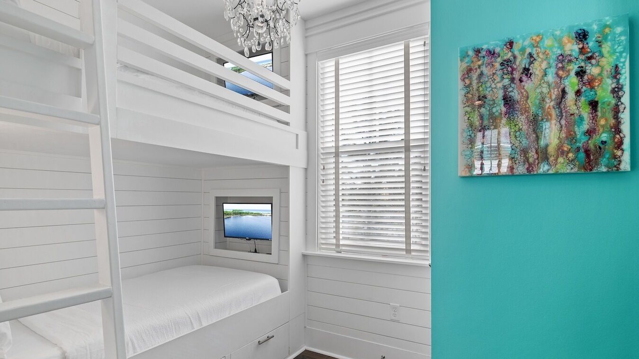Photo of Bedroom in Santa Rosa Beach