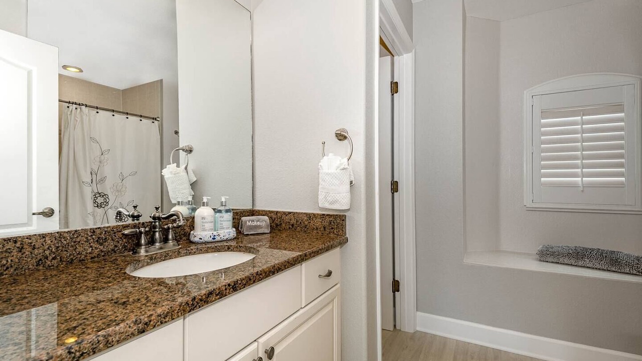 Photo of Bathroom in River Isles