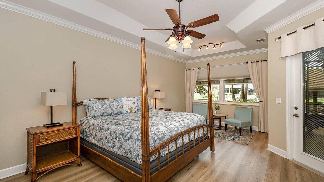 Photo of Bedroom in River Isles