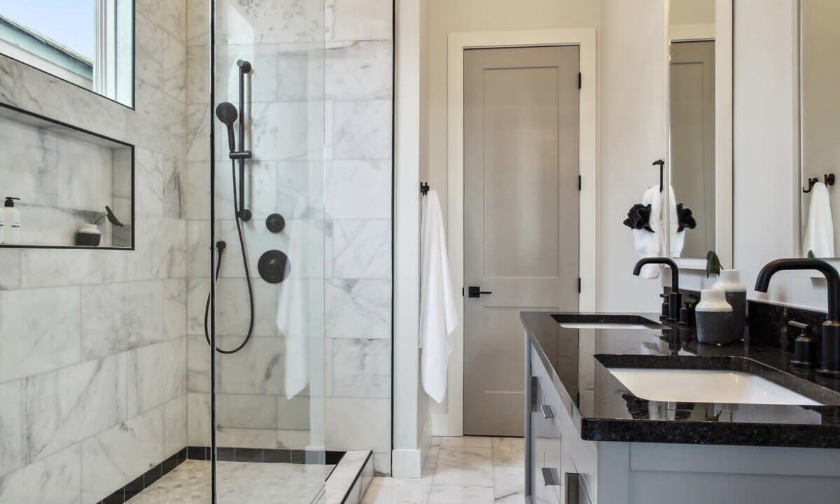 Photo of Bathroom in Lower Garden District