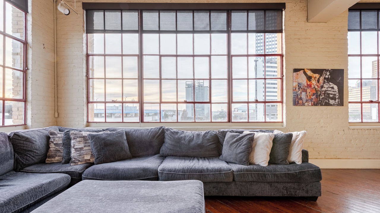 Photo of Livingroom in Central Business District